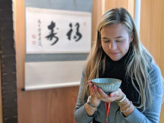 フランスで組み立てた茶室での一服